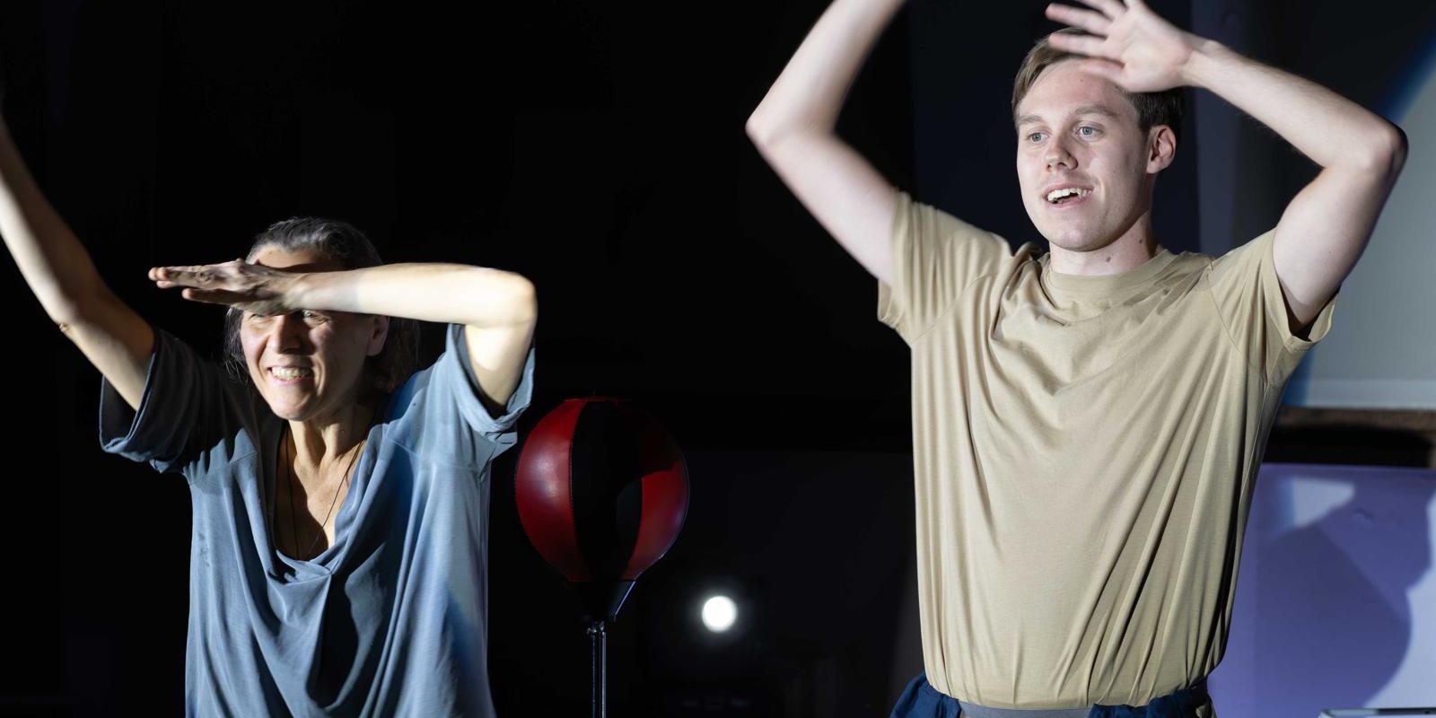 Körner eines Autisten. Gefühle, eine Taube, Foto: MICHAEL T.