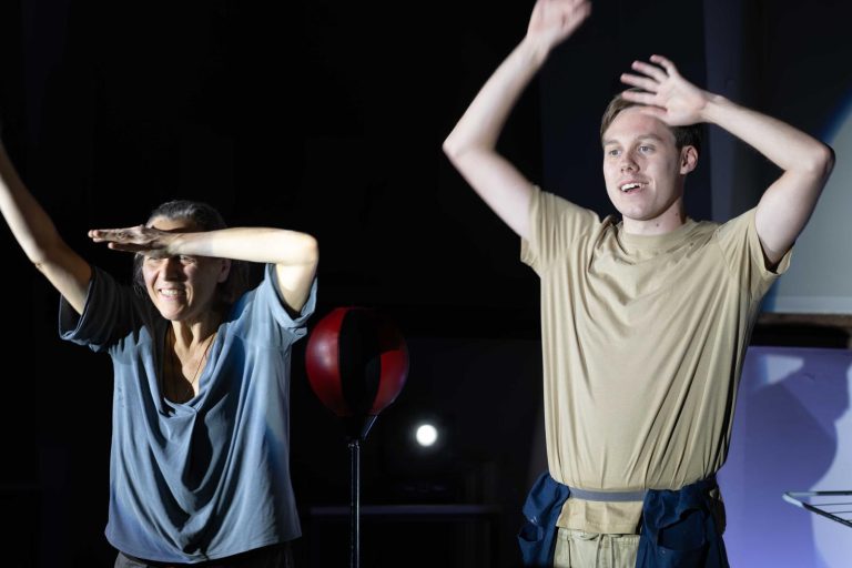 Körner eines Autisten. Gefühle, eine Taube, Foto: MICHAEL T.