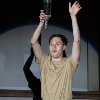 Körner eines Autisten. Gefühle, eine Taube, Foto: MICHAEL T.