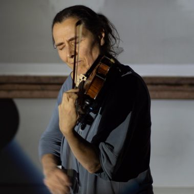 Körner eines Autisten. Gefühle, eine Taube, Foto: MICHAEL T.